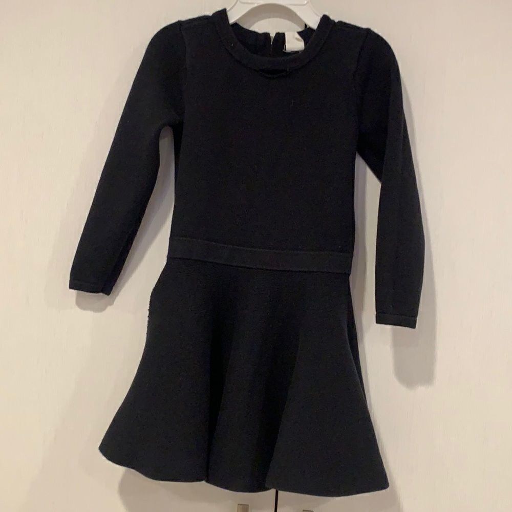Gap black dress 
